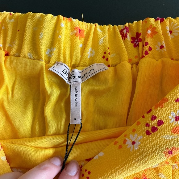 NWT BCBG Floral Yellow Button Down Midi Skirt - Picture 10 of 10